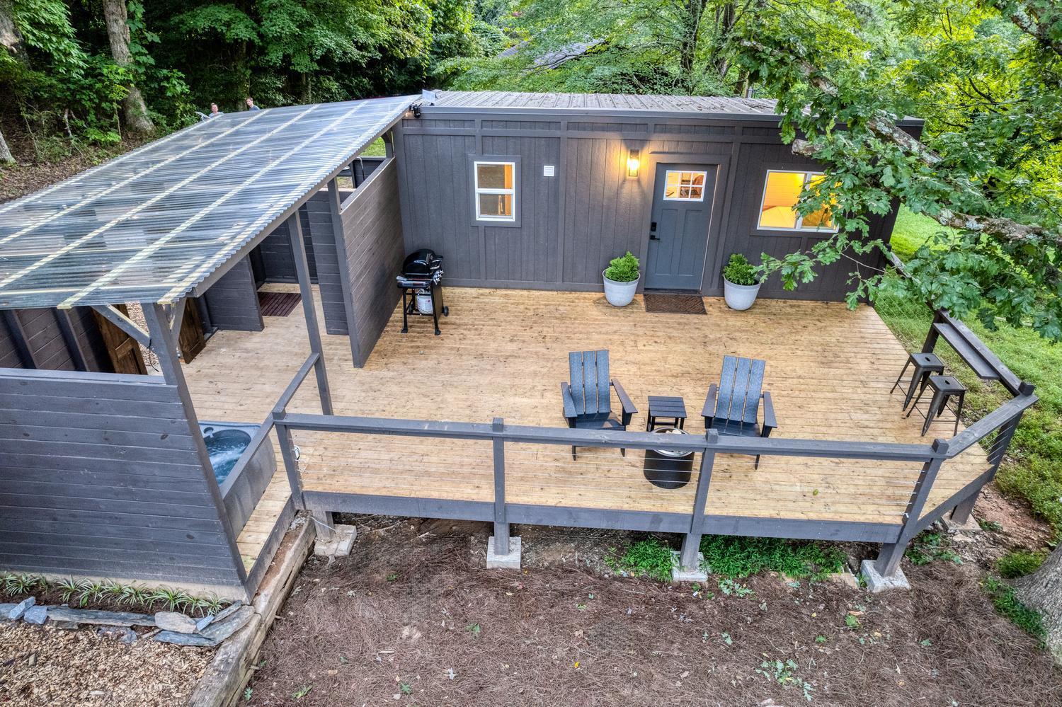 Couples Retreat: King Bed:Hot Tub:Firepit & More 蓝岭 外观 照片